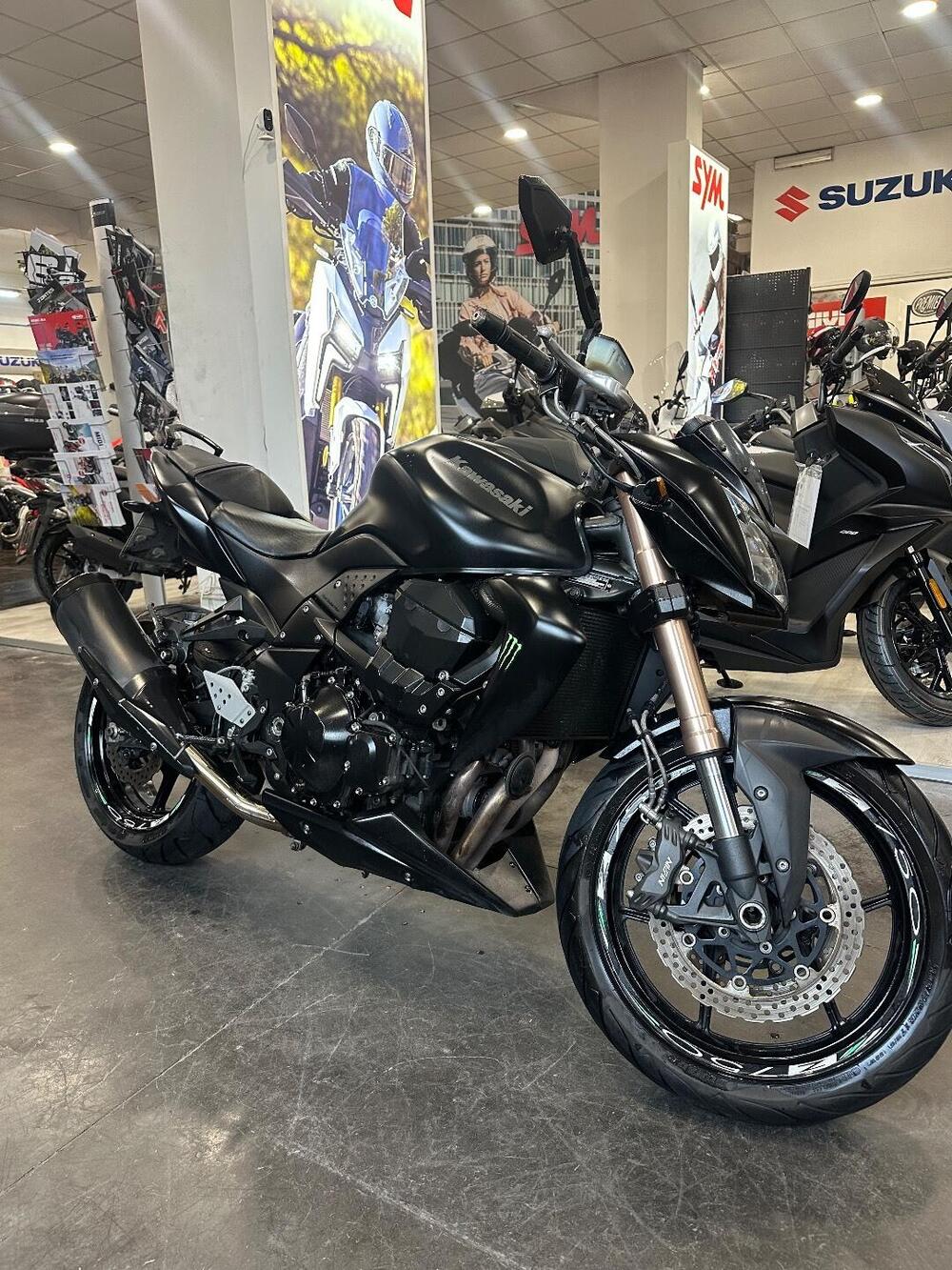 Kawasaki Z 750 R (2011 - 14) (5)