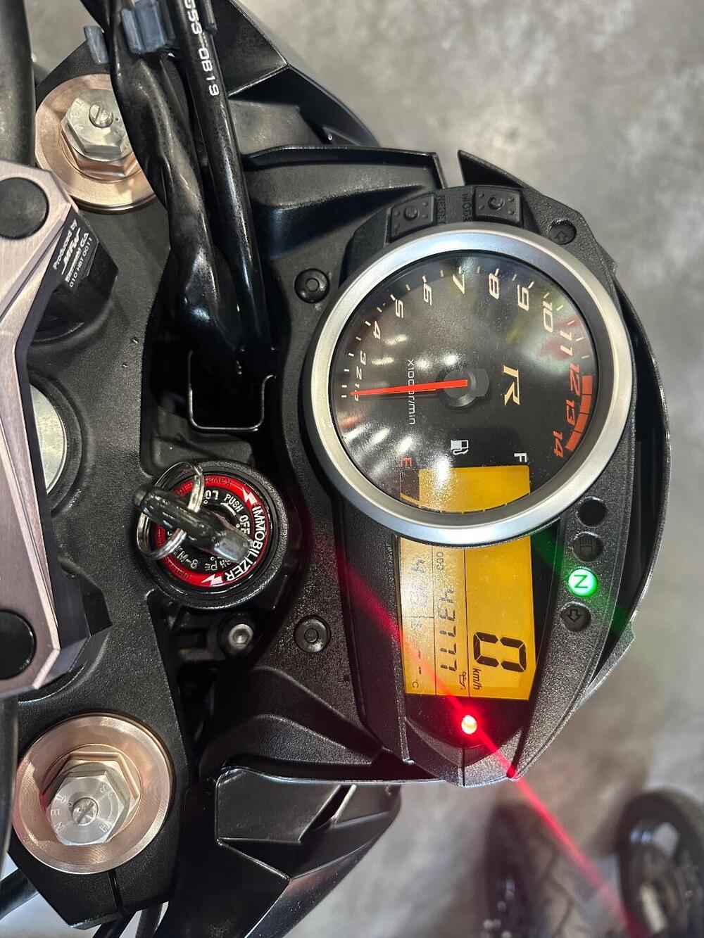 Kawasaki Z 750 R (2011 - 14) (11)