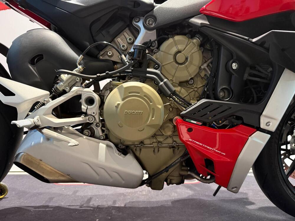 Ducati Streetfighter V4 1100 (2021 - 22) (4)