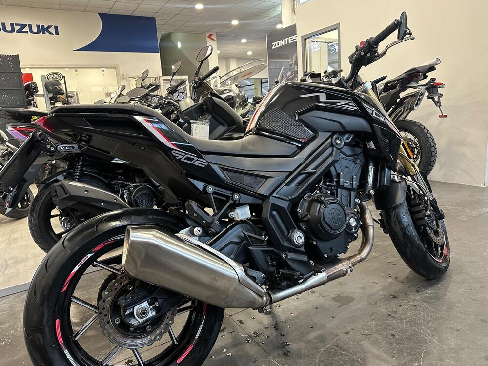 MBP M502N (2022 - 24) (9)