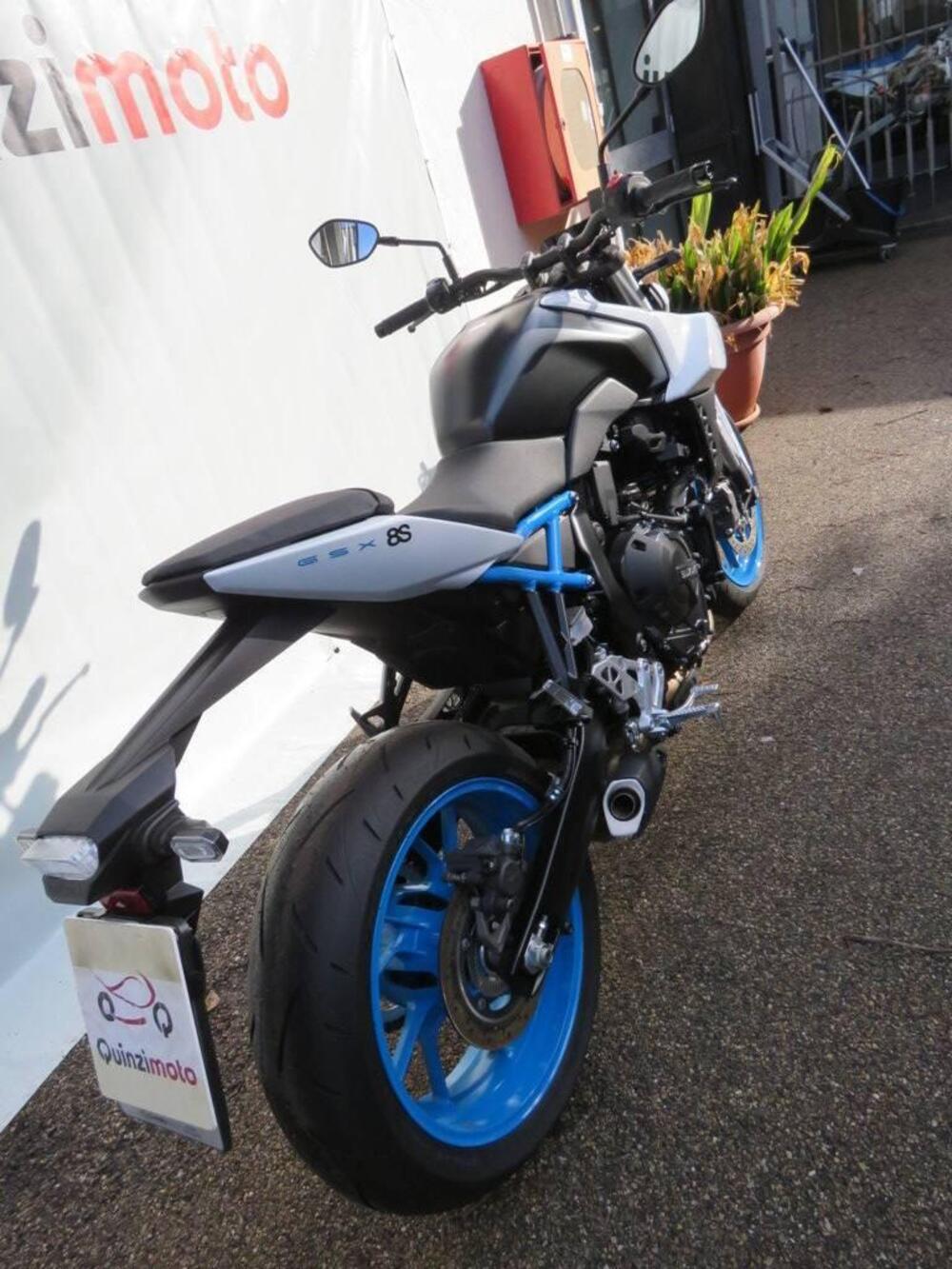Suzuki GSX-8S (2023 - 24) (11)