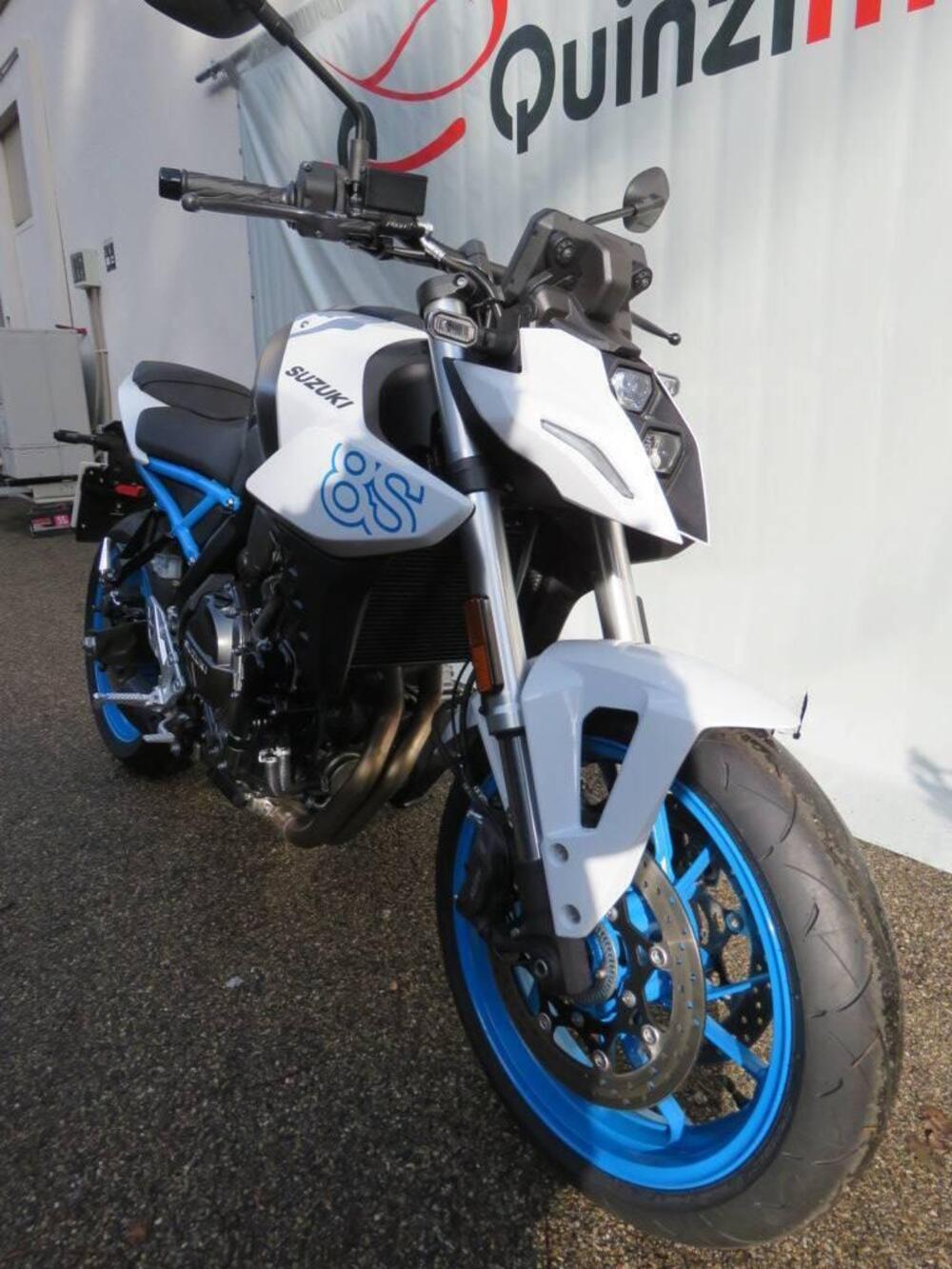 Suzuki GSX-8S (2023 - 24) (16)