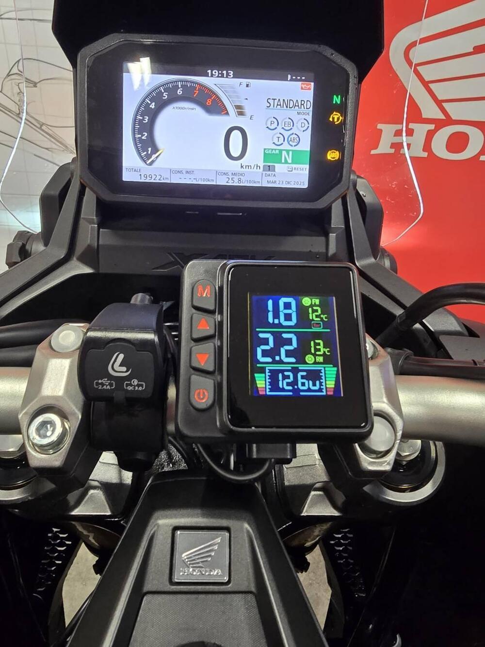 Honda X-ADV 750 DCT (2021 - 24) (7)