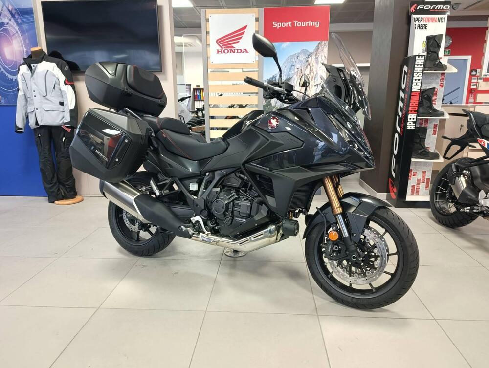 Honda NT 1100 DCT Electronic Suspension (2025)