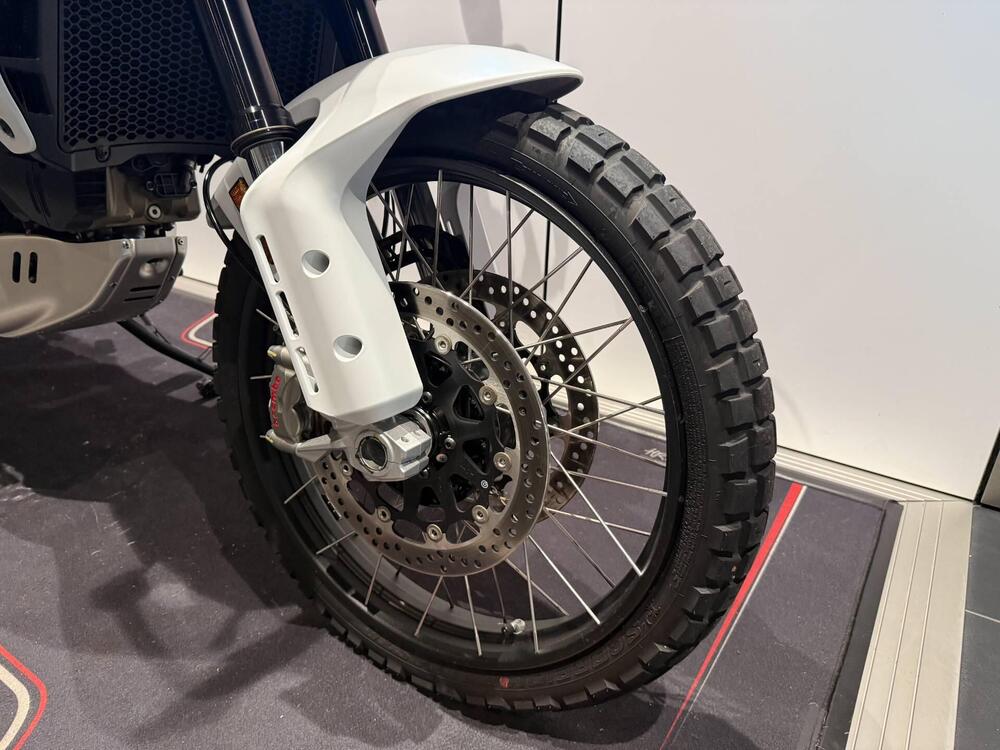 Ducati DesertX (2022 - 25) (3)