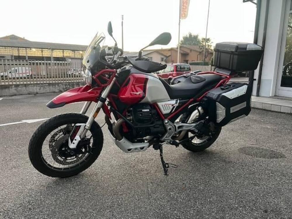 Moto Guzzi V85 TT Evocative Graphics (2021 - 23) (3)