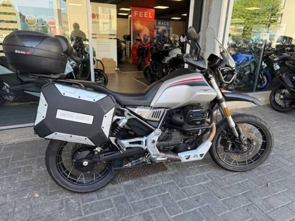Moto Guzzi V85 TT Travel (2021 - 23) (3)
