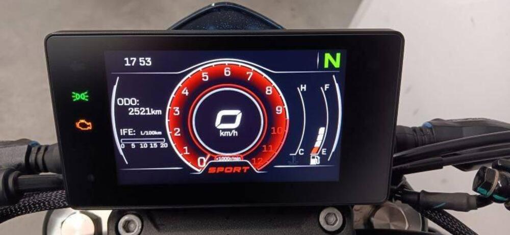 CFMOTO 300NK (2021 - 25) (3)