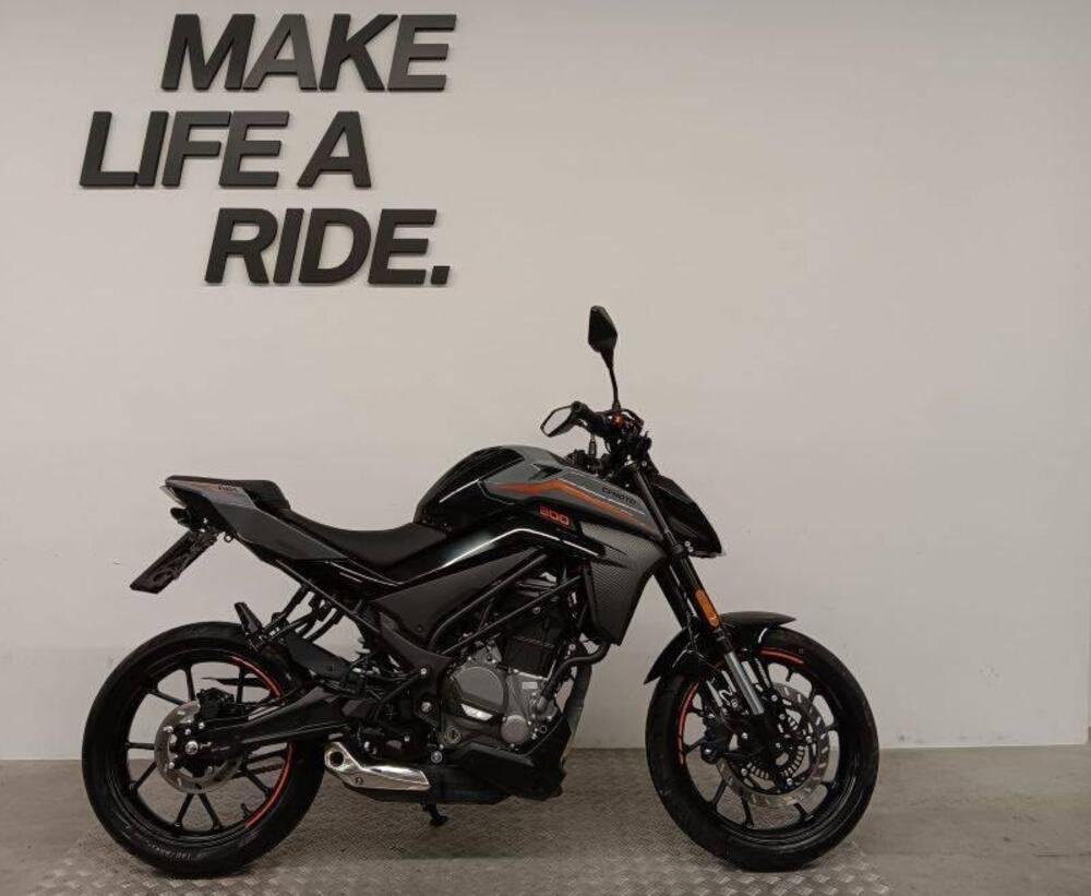 CFMOTO 300NK (2021 - 25)