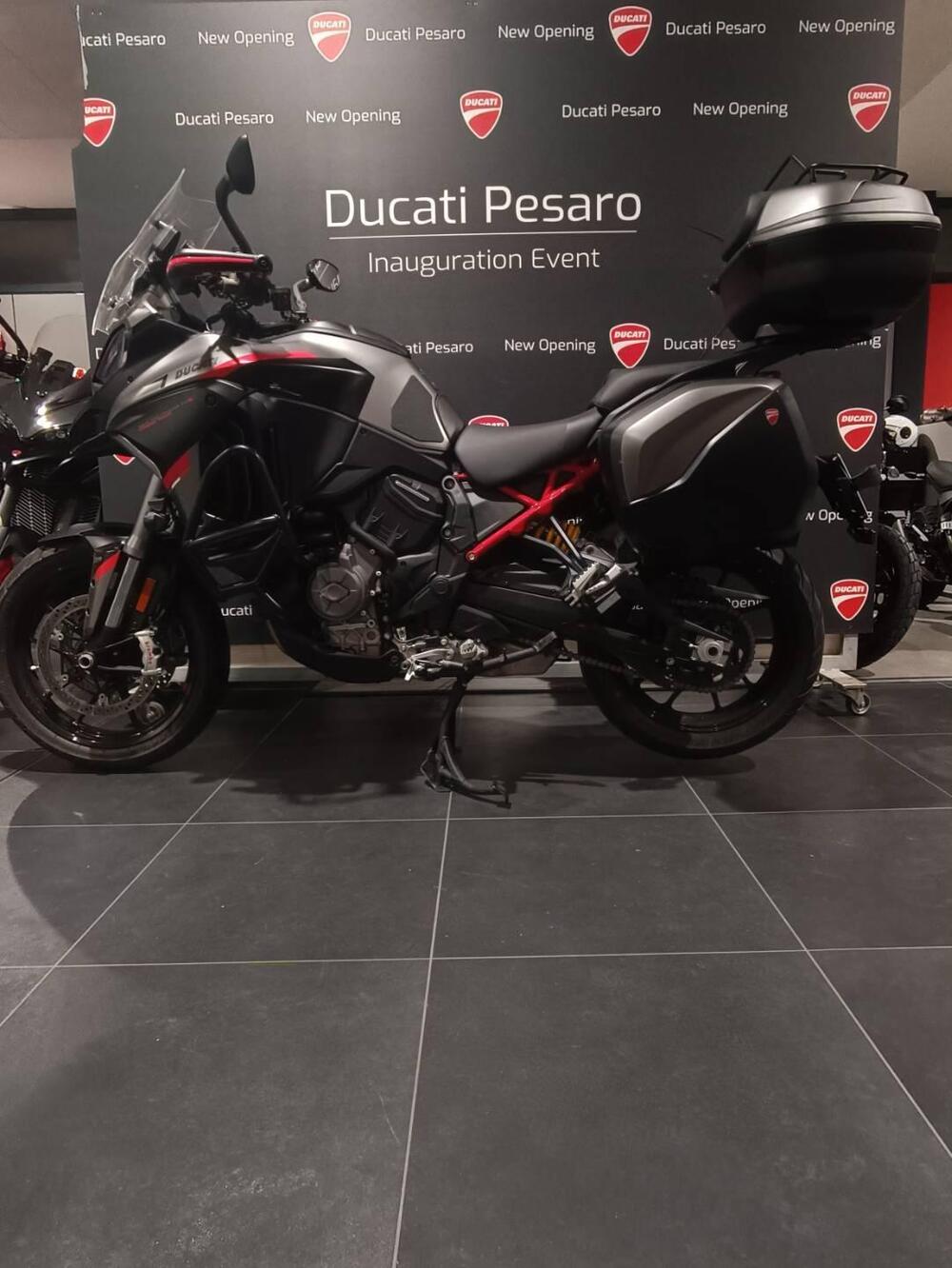 Ducati Multistrada V4 S Grand Tour (2024) (15)