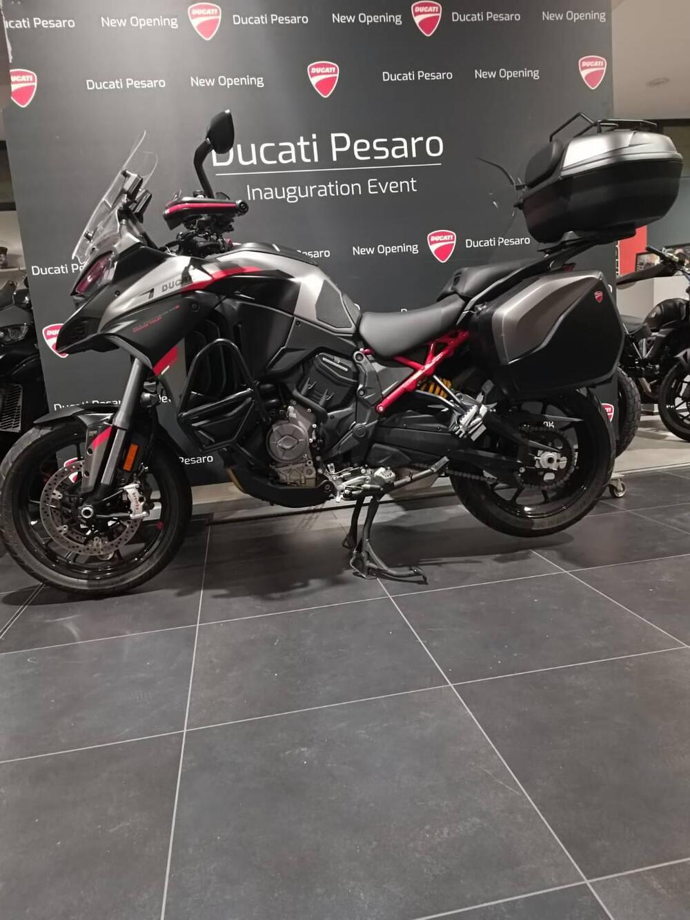Ducati Multistrada V4 S Grand Tour (2024) (16)