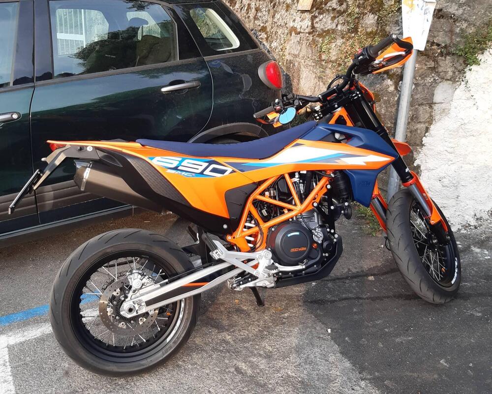 KTM 690 SMC R (2023 - 25) (5)
