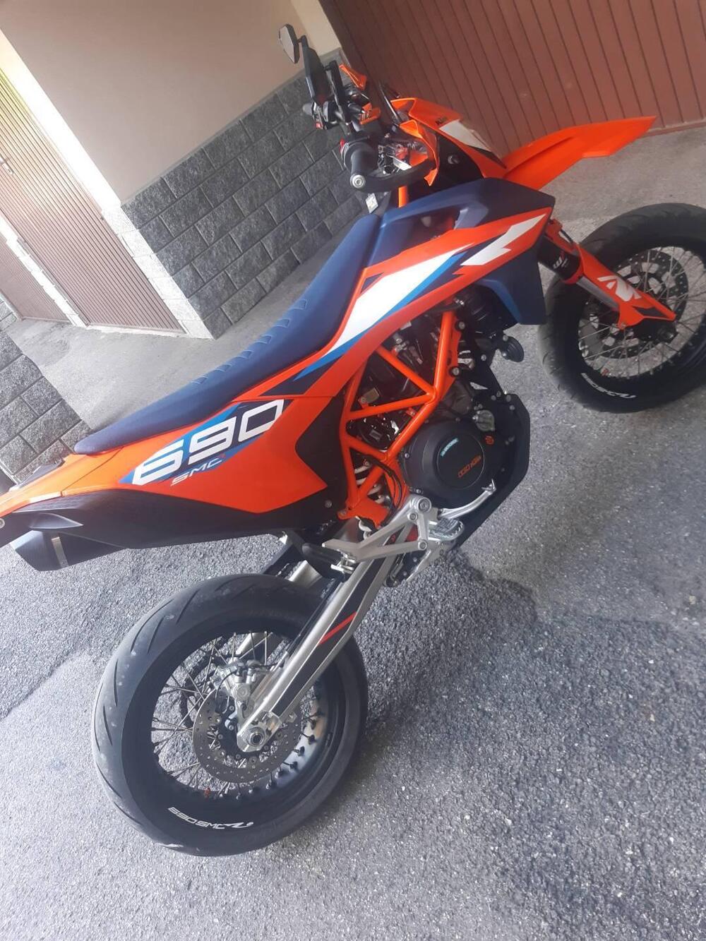 KTM 690 SMC R (2023 - 25) (8)