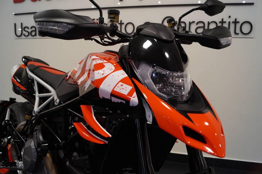 Ducati Hypermotard 950 RVE (2020) (13)