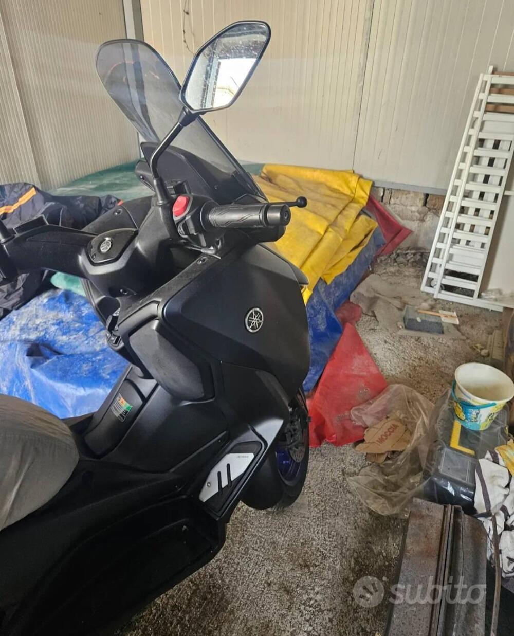 Yamaha X-Max 300 (2021 - 24) (6)