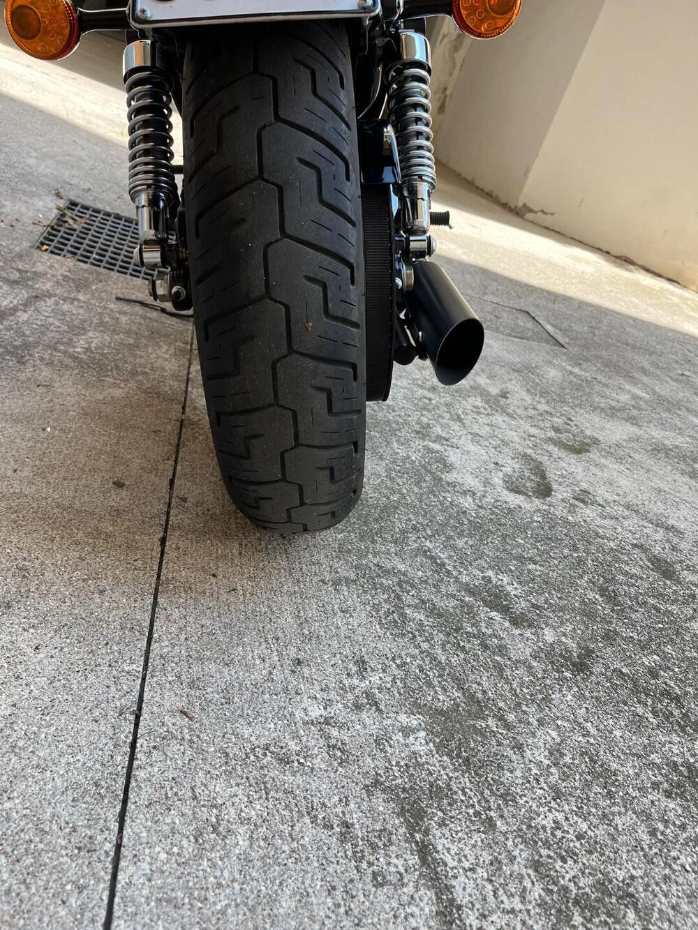 Harley-Davidson 1200 Forty-Eight (2010 - 15) (4)