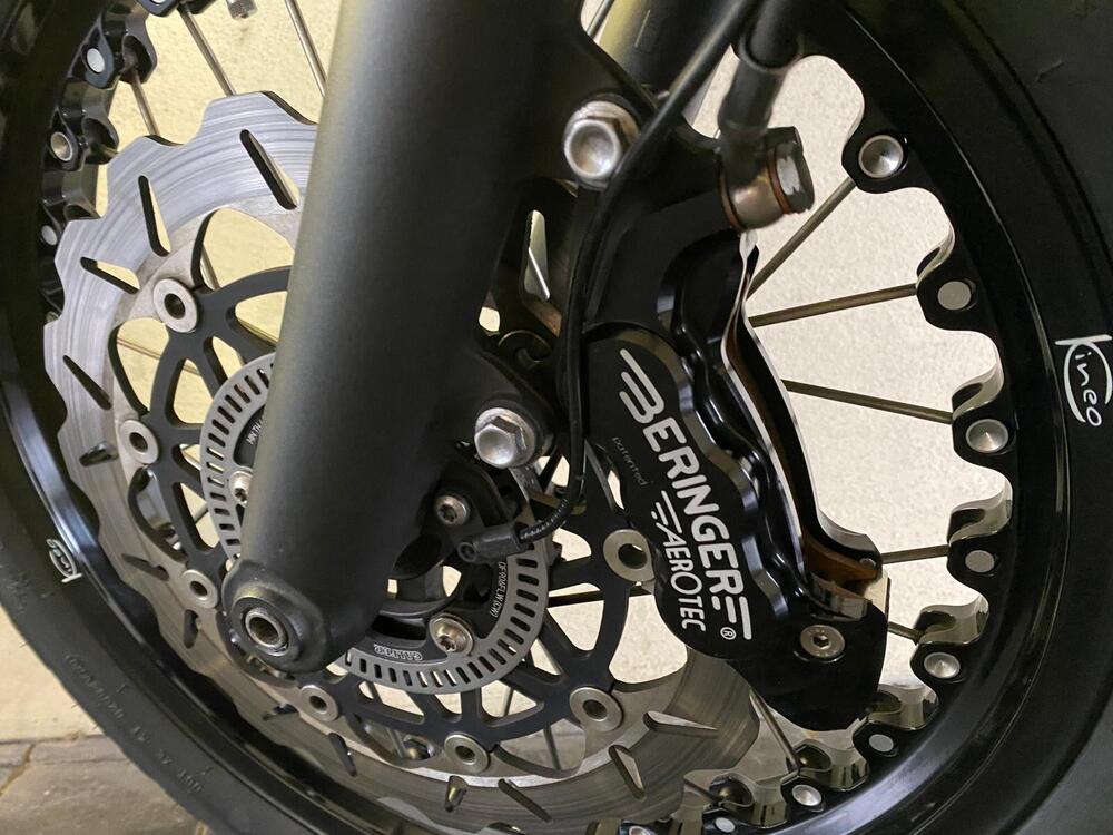 Triumph Street Cup 900 (2017 - 19) (9)