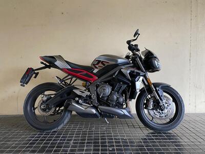 Triumph Street Triple RS (2020 - 22) usata
