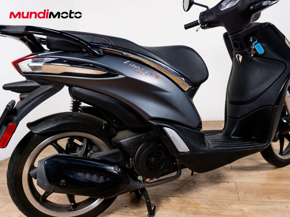 Piaggio Liberty 125 S i-get ABS (2016) (10)