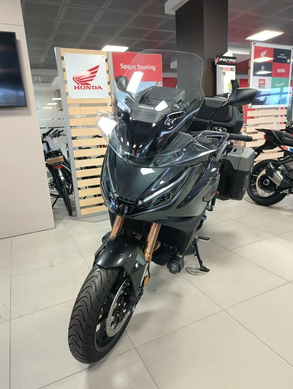 Honda NT 1100 DCT Electronic Suspension (2025) (6)