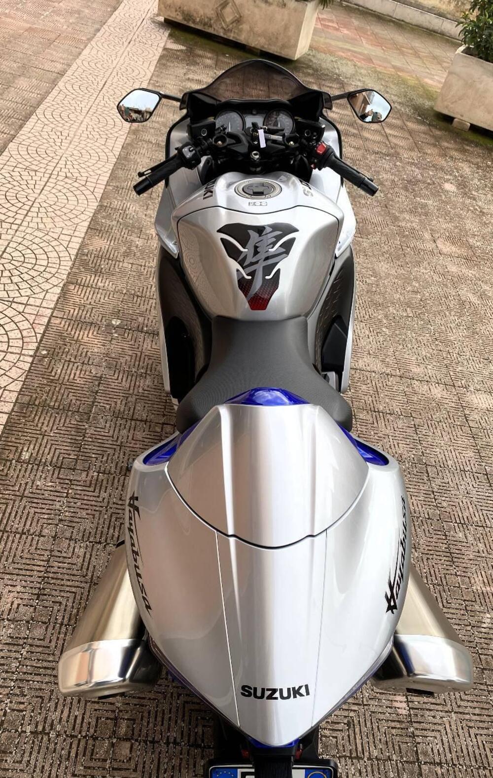 Suzuki GSX 1300 R Hayabusa (2025) (5)