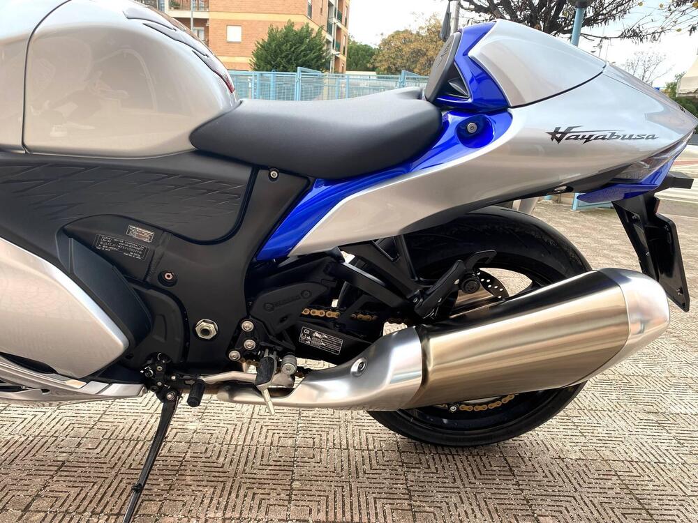 Suzuki GSX 1300 R Hayabusa (2025) (4)
