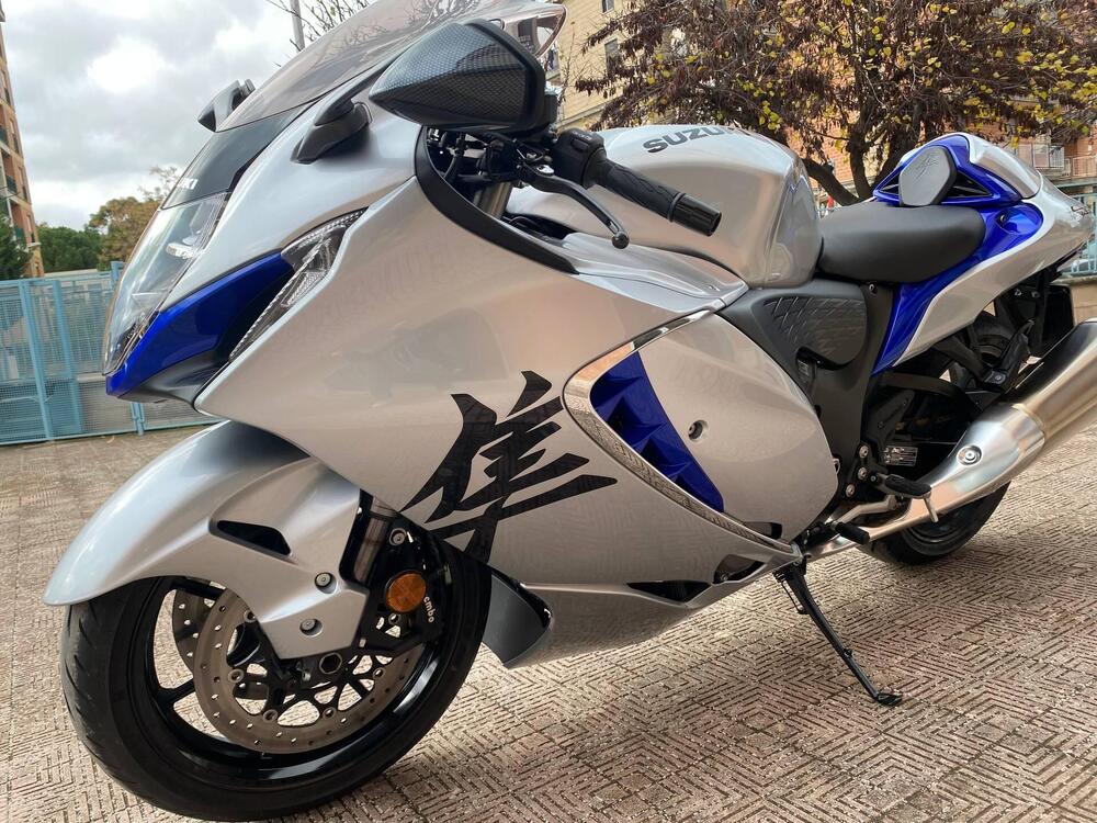Suzuki GSX 1300 R Hayabusa (2025) (3)