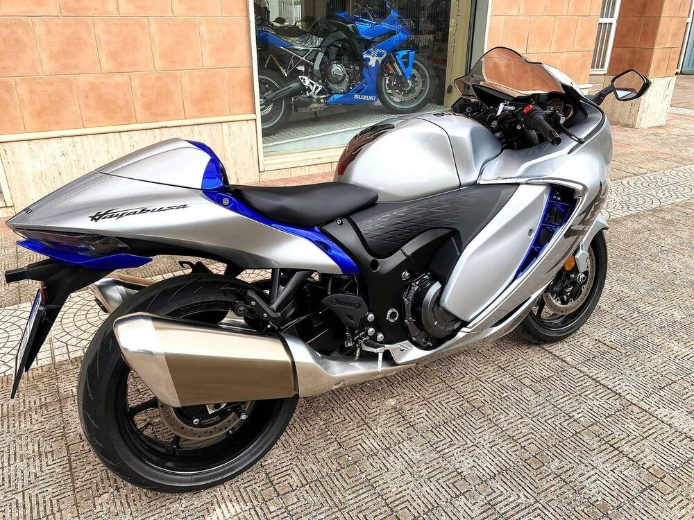 Suzuki GSX 1300 R Hayabusa (2025) (12)
