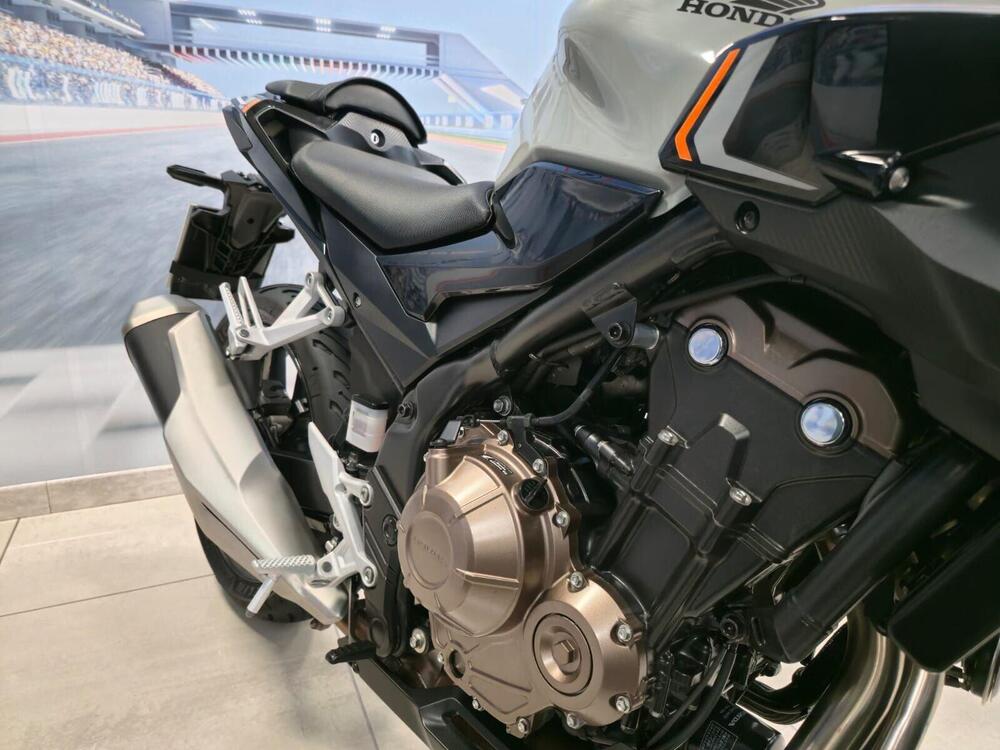 Honda CB 500 F (2022 - 23) (16)