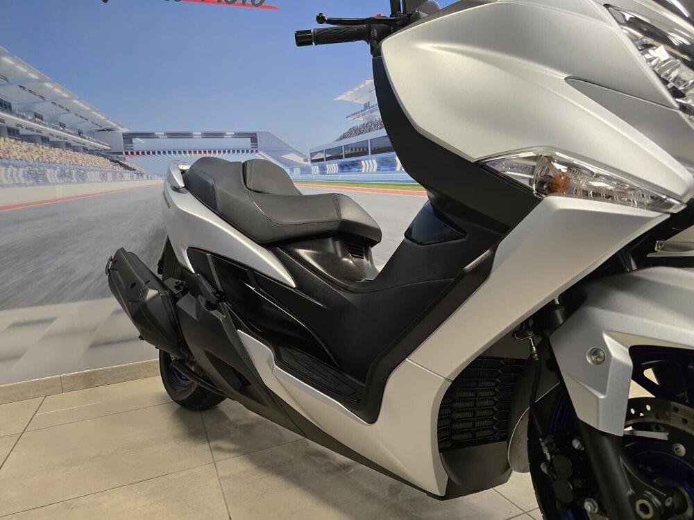 Suzuki Burgman 400 (2022 - 24) (15)
