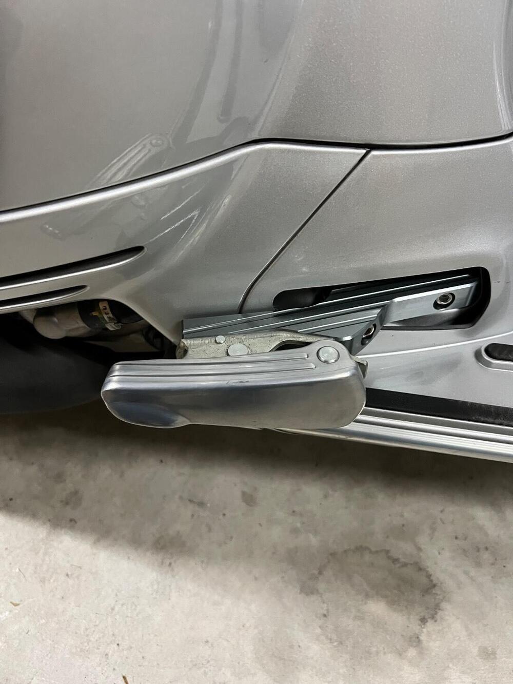 Vespa GTS 300 ABS Settantesimo (2016) (5)