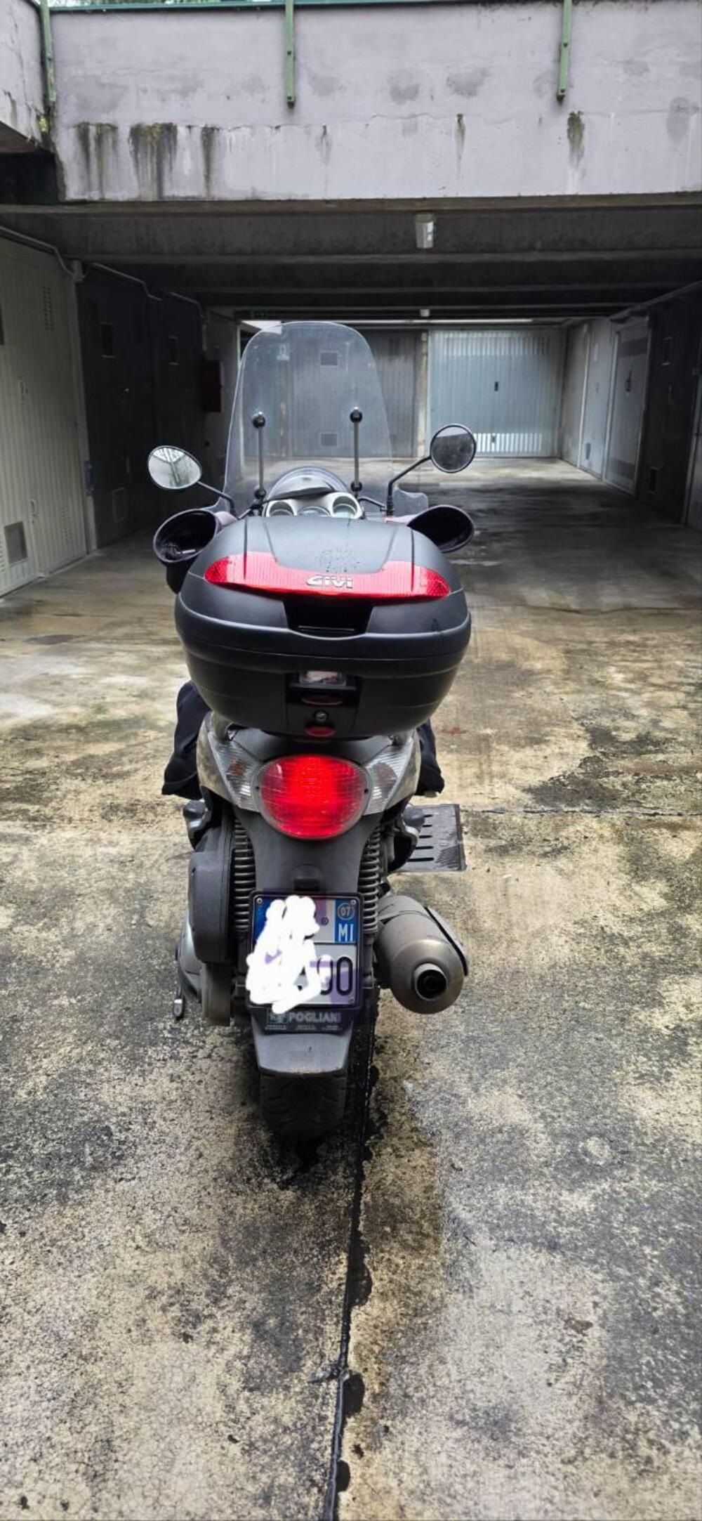 Aprilia Scarabeo 500 (2007 - 12) (3)