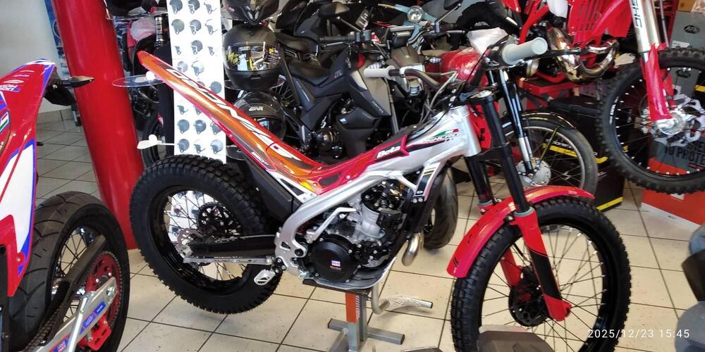 Betamotor Sincro 250 2T (2026) (2)