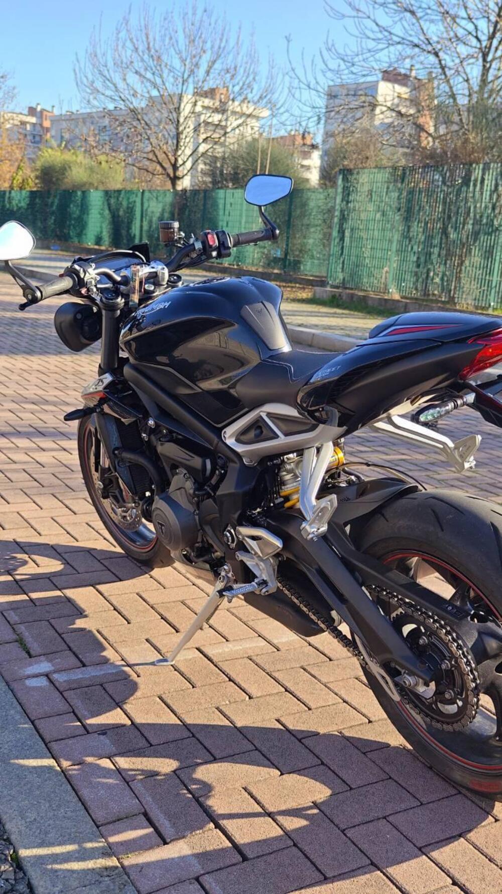 Triumph Street Triple RS (2017 - 19) (7)