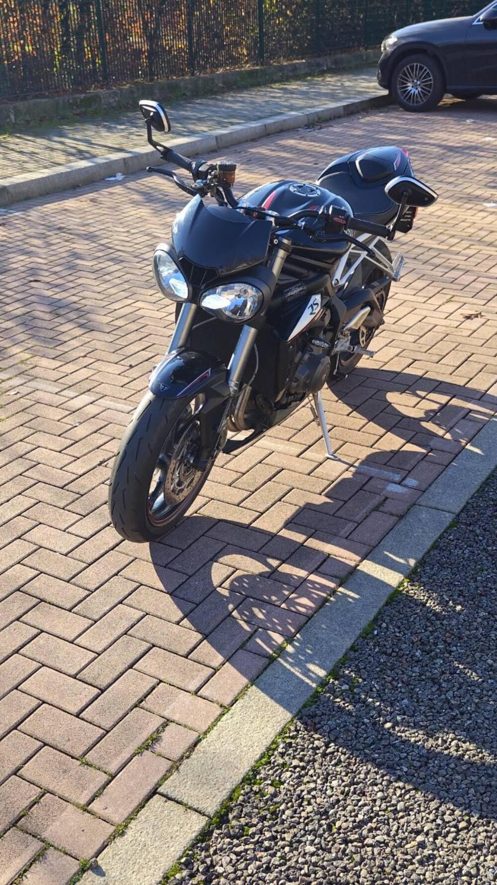 Triumph Street Triple RS (2017 - 19) (9)