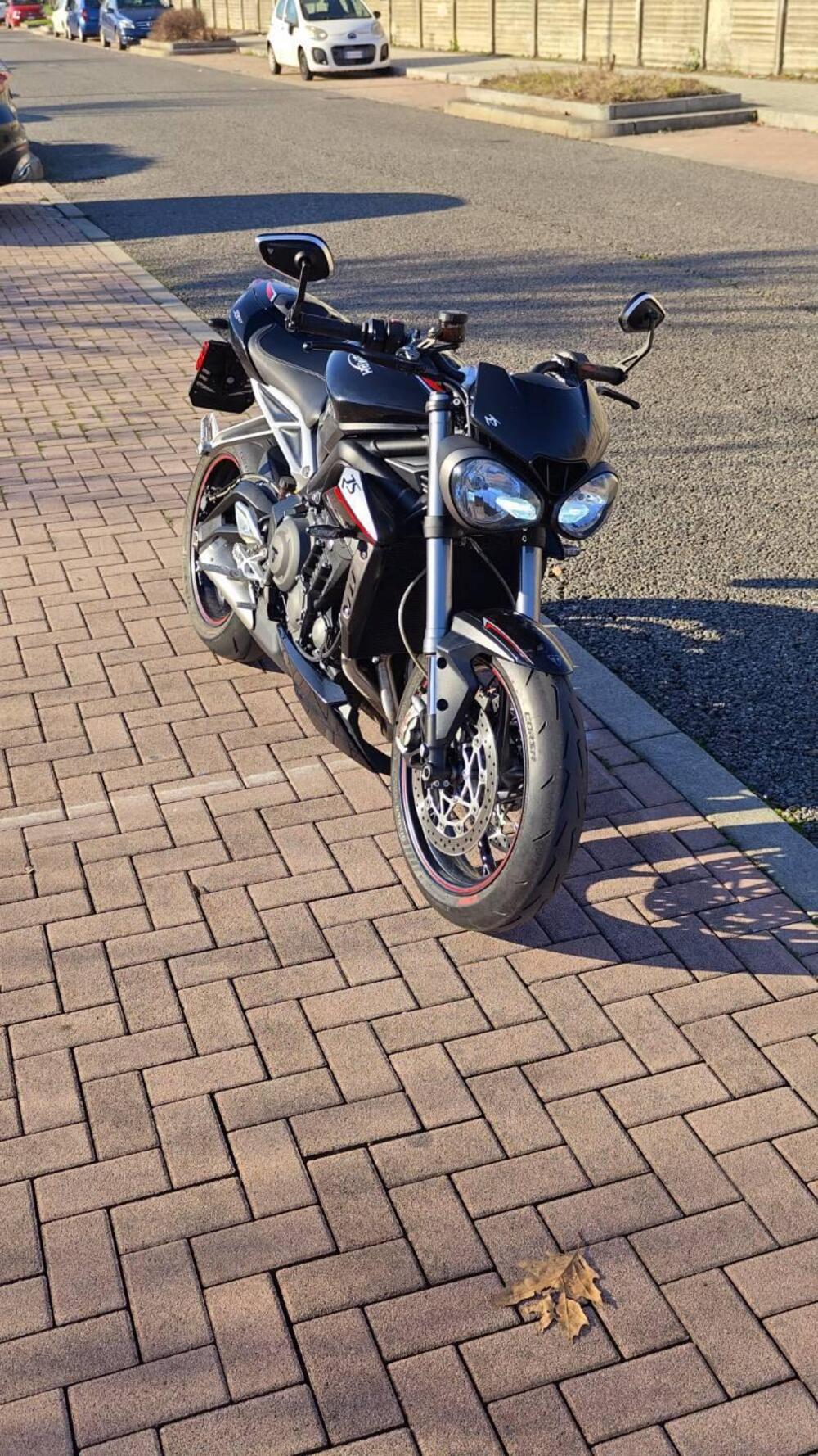 Triumph Street Triple RS (2017 - 19) (11)