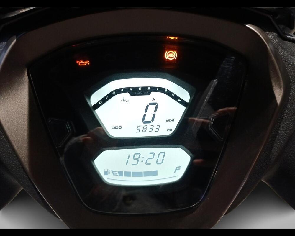 Kymco Agility 300i Noodoe (2021 - 24) (7)