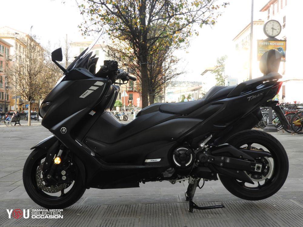 Yamaha T-Max 560 (2022 - 24) (4)