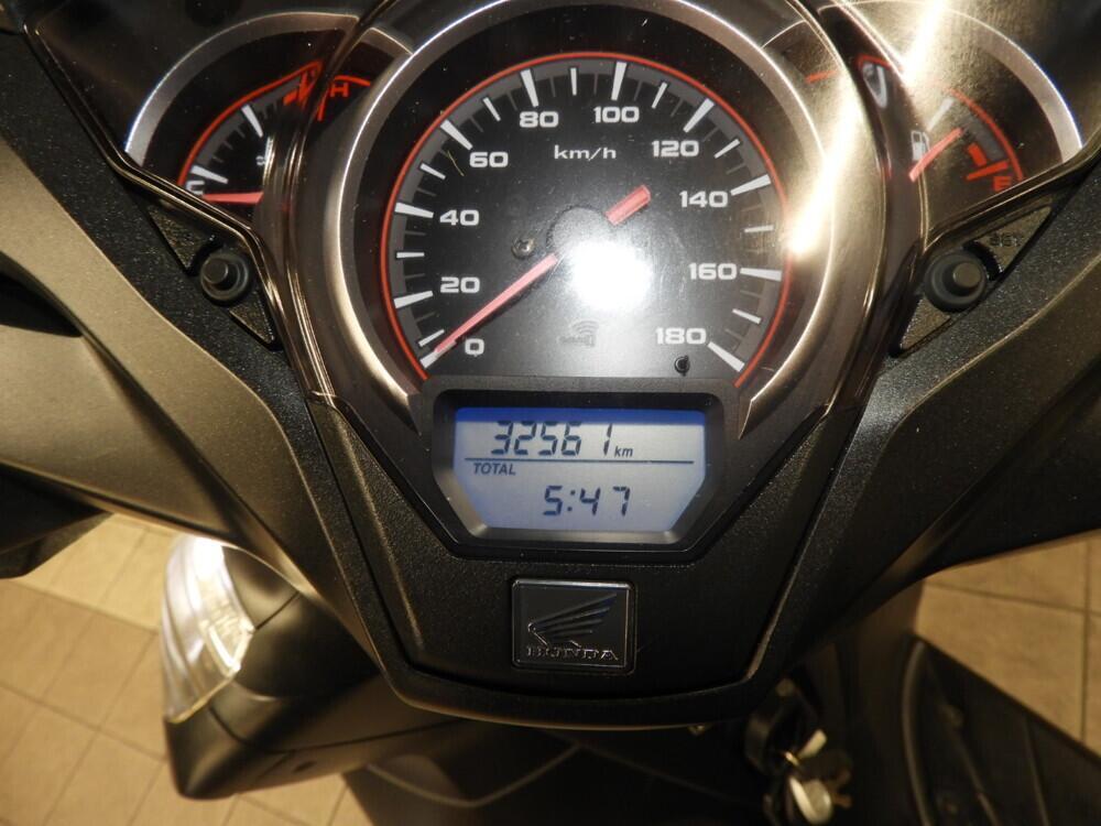Honda SH 300 i ABS (2016 - 20) (5)