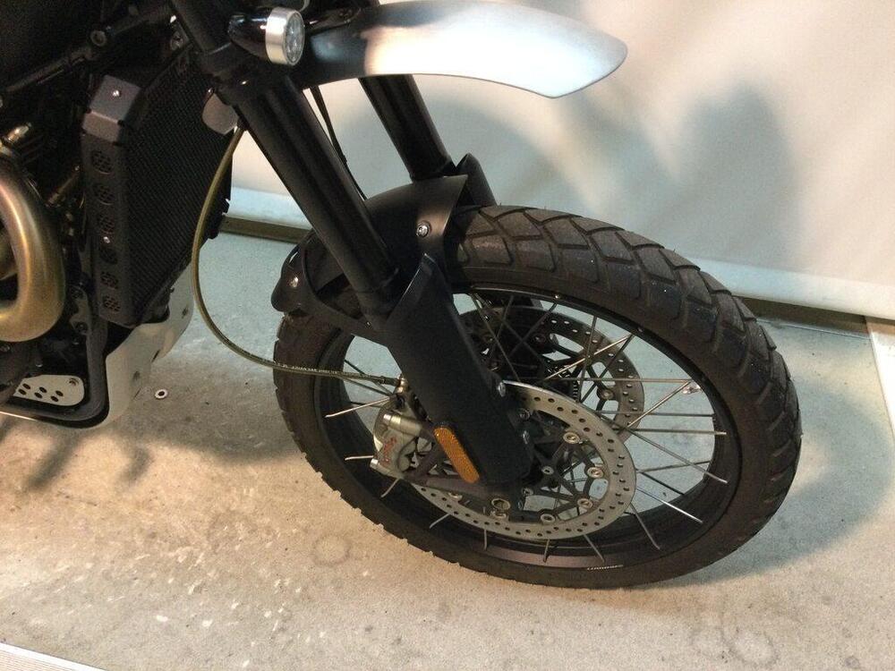 Triumph Scrambler 1200 XC (2019 - 20) (4)