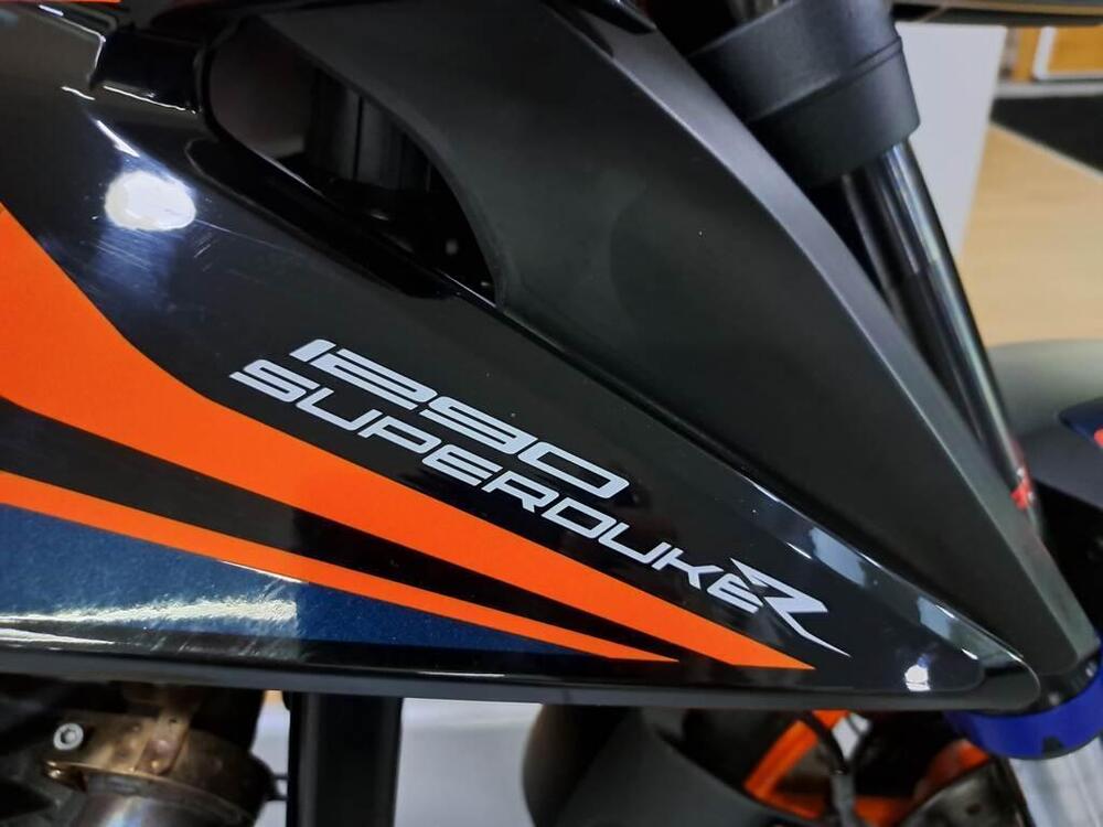 KTM 1290 Super Duke R (2022 - 23) (10)