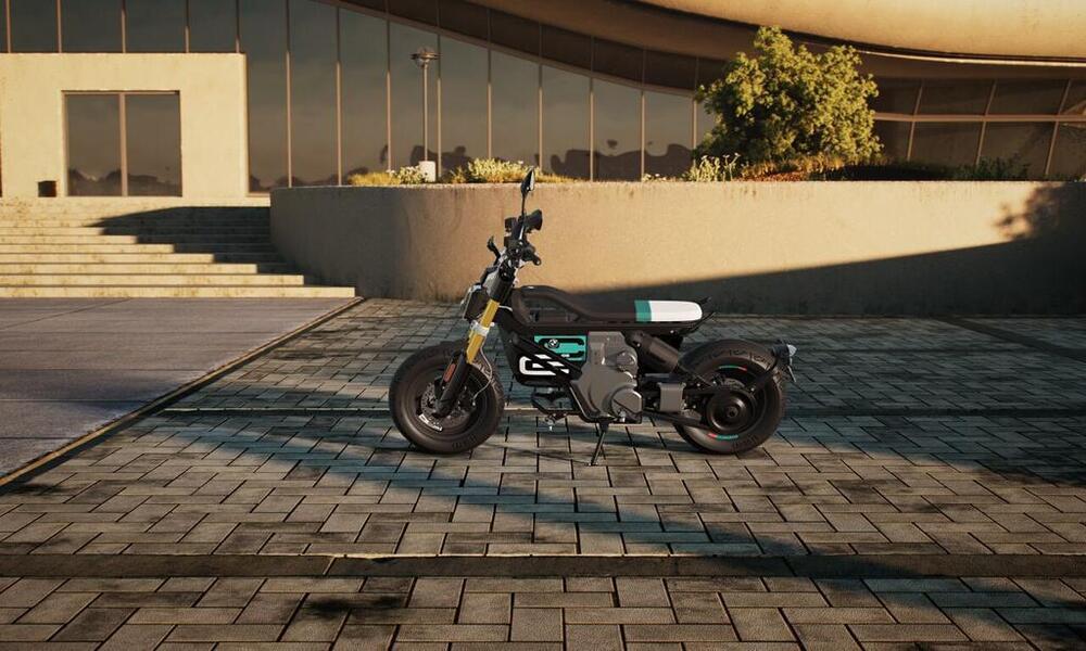 Bmw CE 02 AM (2024 - 25)