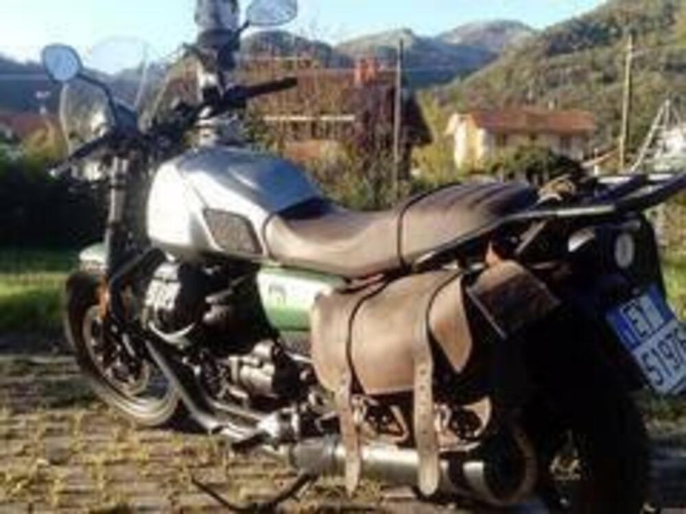 Moto Guzzi V7 850 Stone Special Abs (2021)