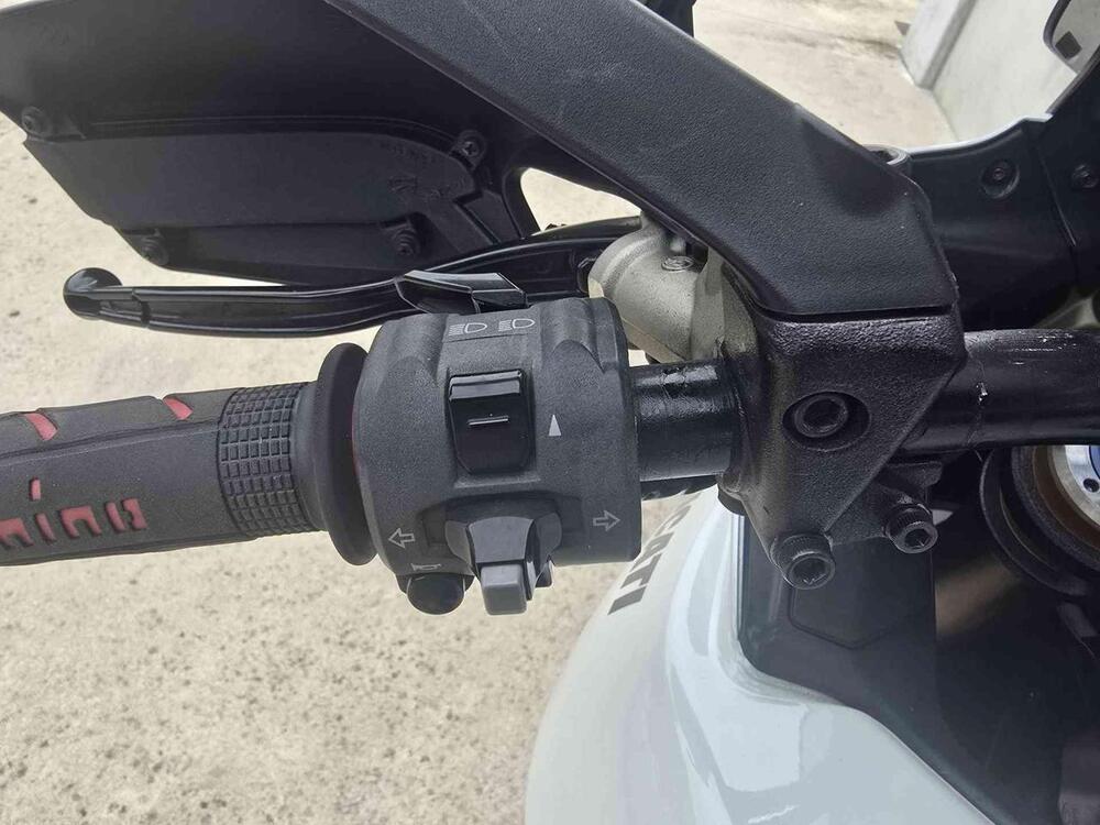 Ducati Multistrada 1200 S Touring (2010 - 12) (8)