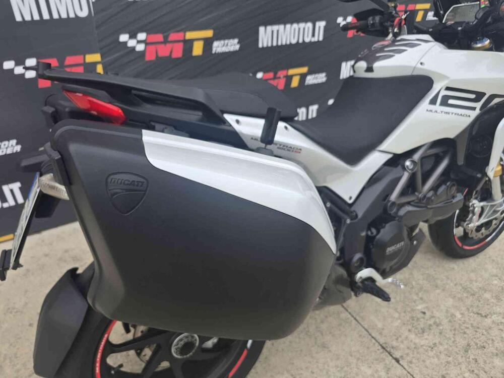 Ducati Multistrada 1200 S Touring (2010 - 12) (18)