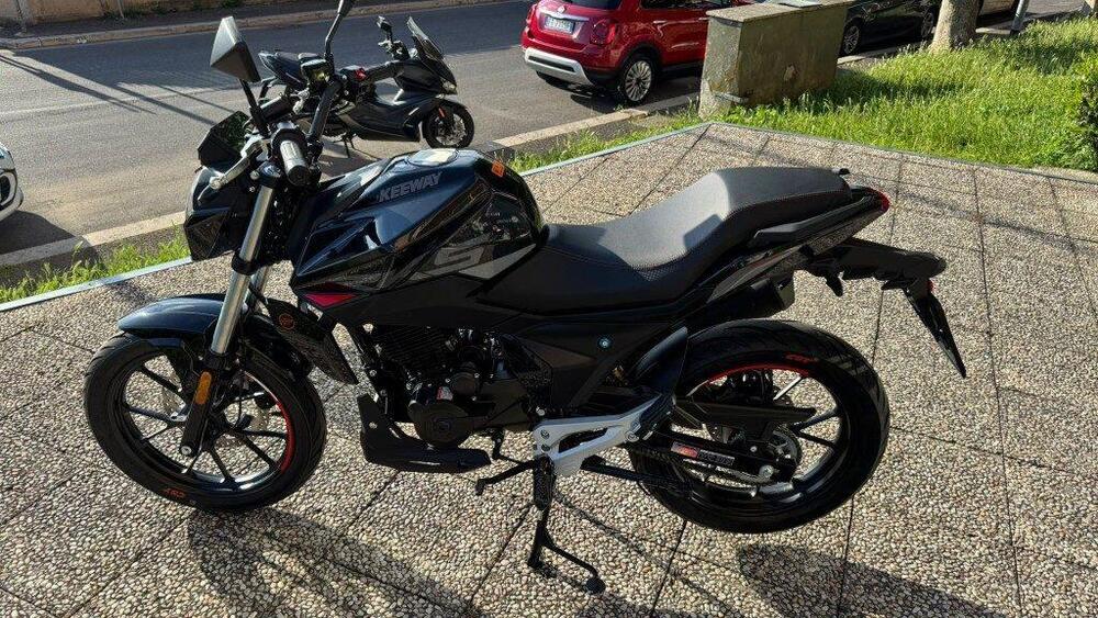 Keeway Motor RKS 125 (2025) (8)