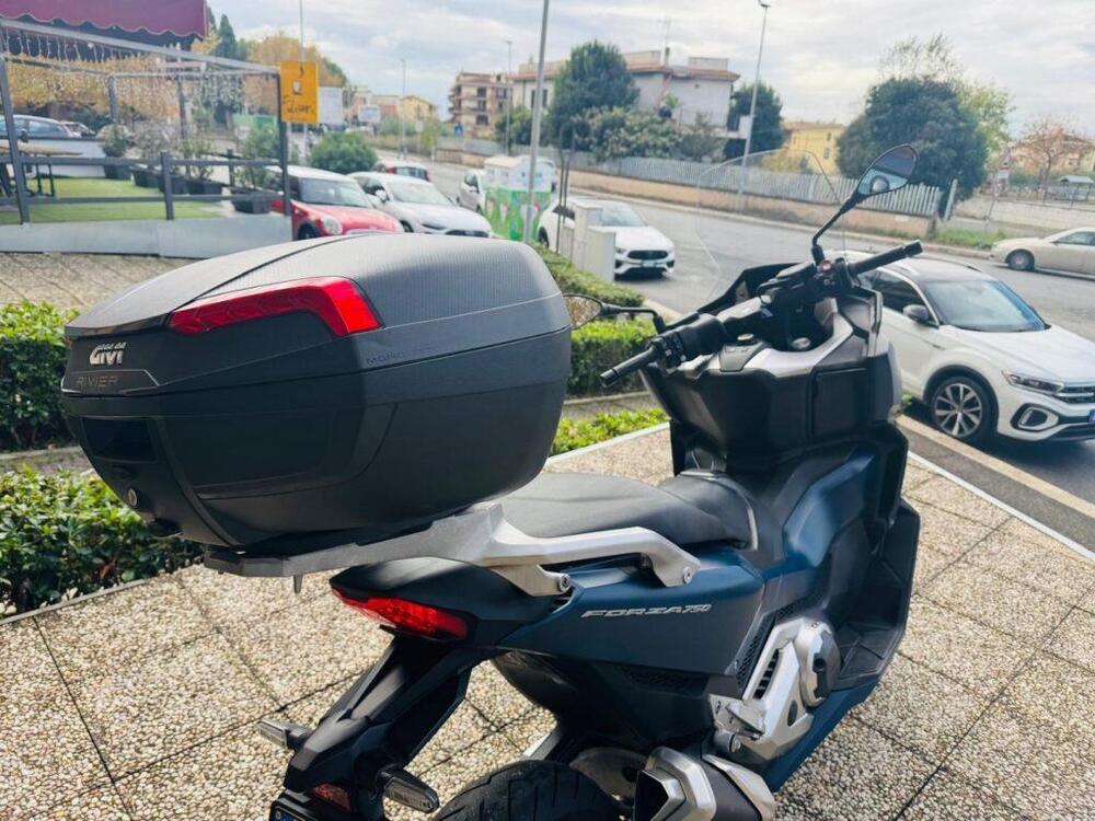 Honda Forza 750 DCT (2021 - 24) (7)