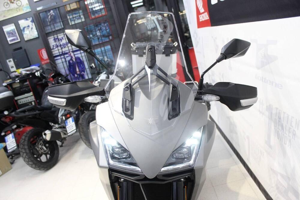 Moto Morini X-Cape 650 (2021 - 25) (4)