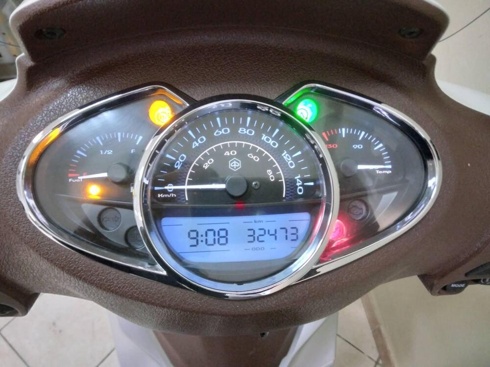Piaggio Medley 150 ABS (2016 - 19) (4)