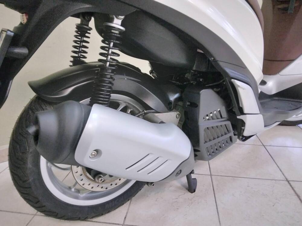 Piaggio Medley 150 ABS (2016 - 19) (9)